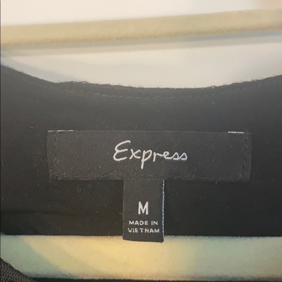 Express Top - Picture 5 of 5